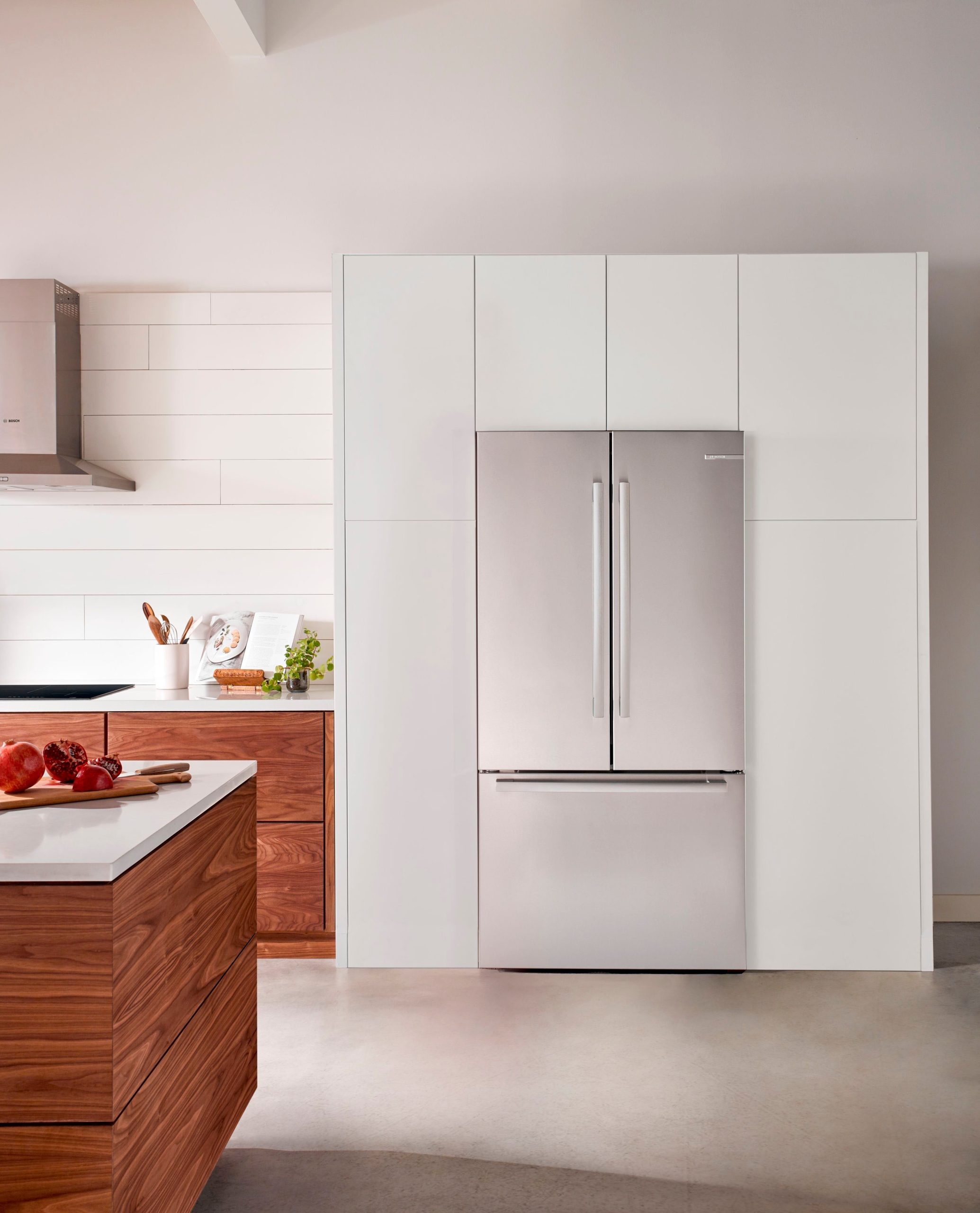Bosch – 800 Series 21 Cu. Ft. French Door Counter-Depth Smart Refrigerator – Stainless steel - Image 13